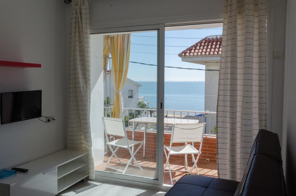 Apartamentos Capri-Playa Sant Carlos de la Ràpita 外观 照片